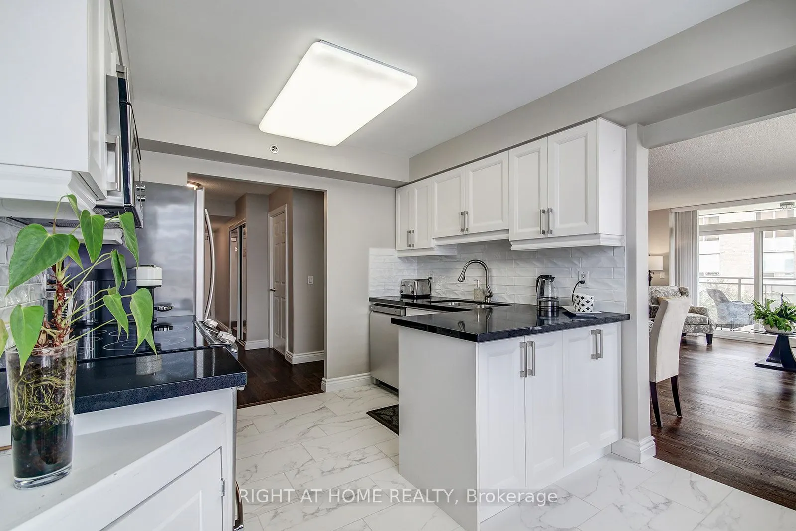 100 Burloak Drive, #1301