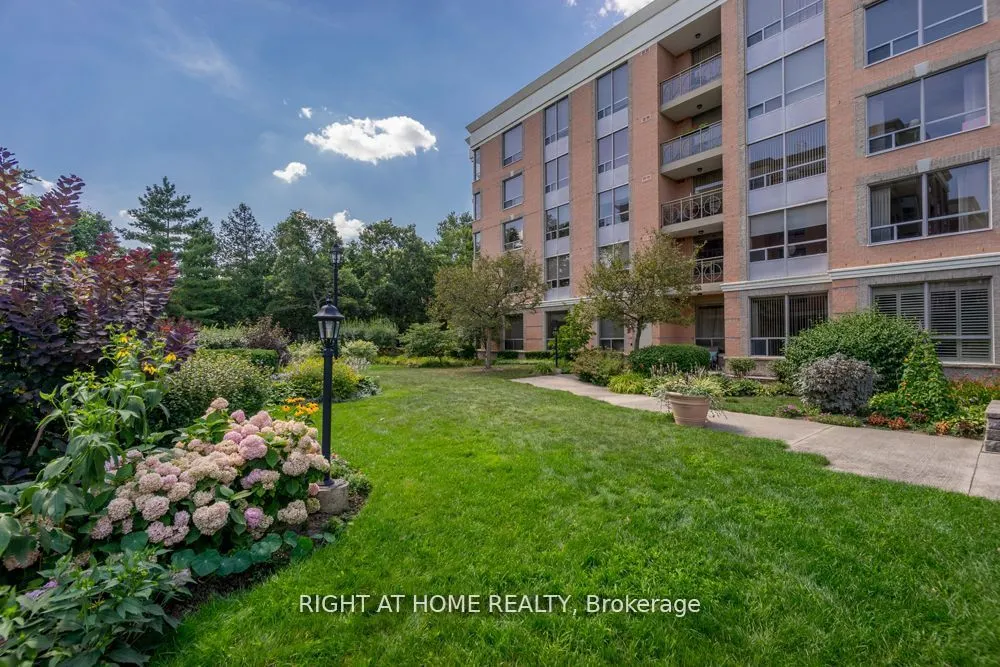 100 Burloak Drive, #1301