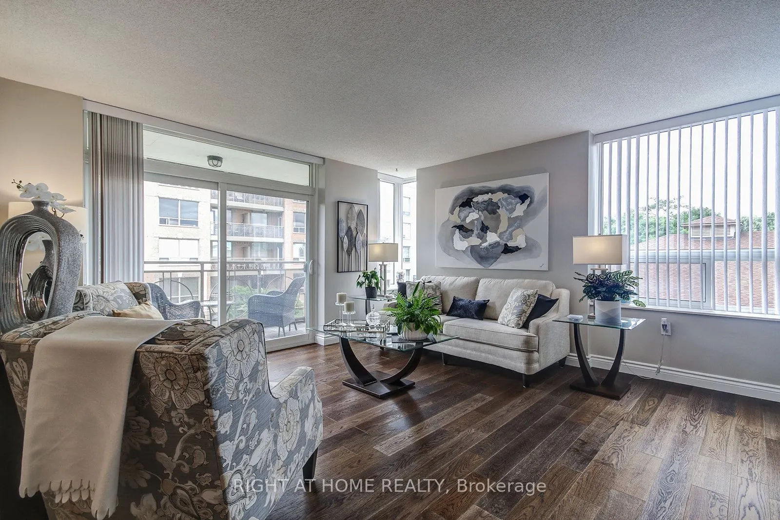 100 Burloak Drive, #1301