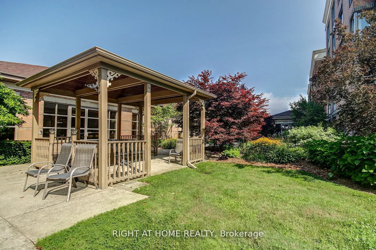 100 Burloak Drive, #1301