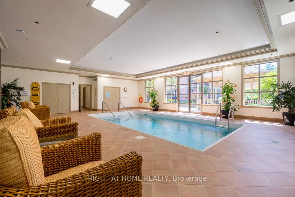 100 Burloak Drive, #1301