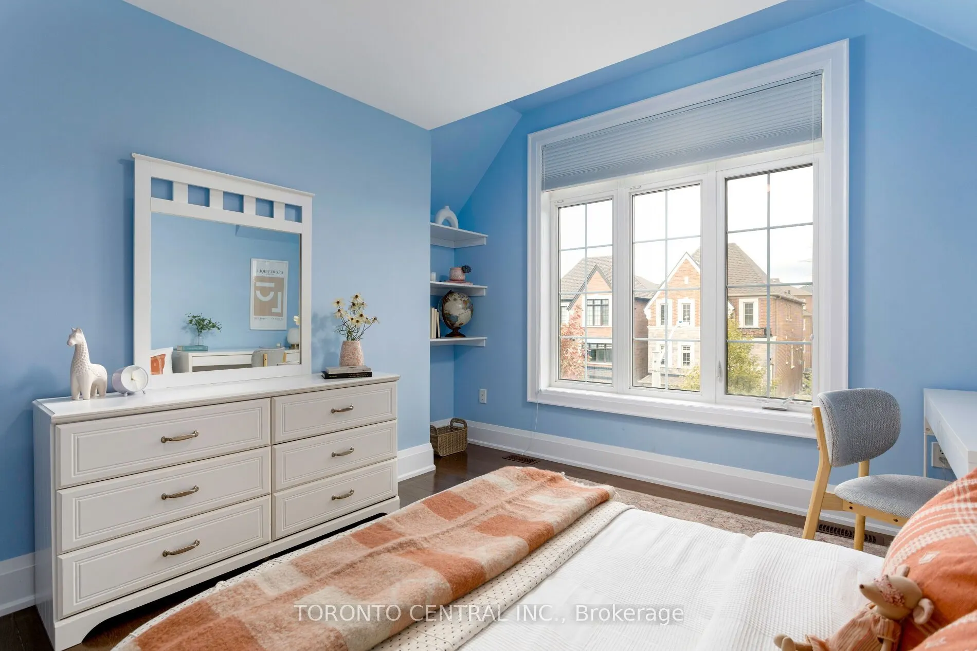 9 Chimney Swift Court