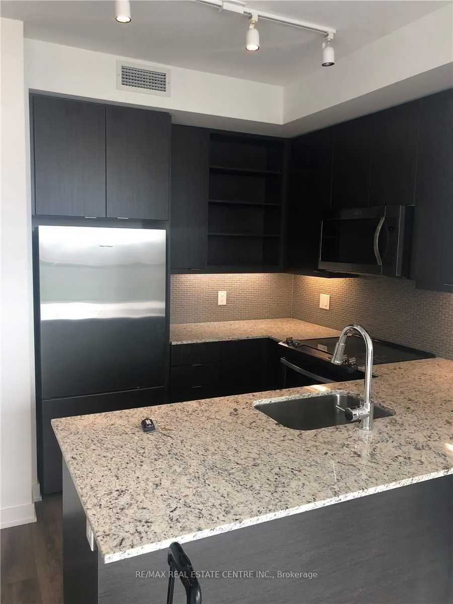 4633 Glen Erin Drive, #Ph09