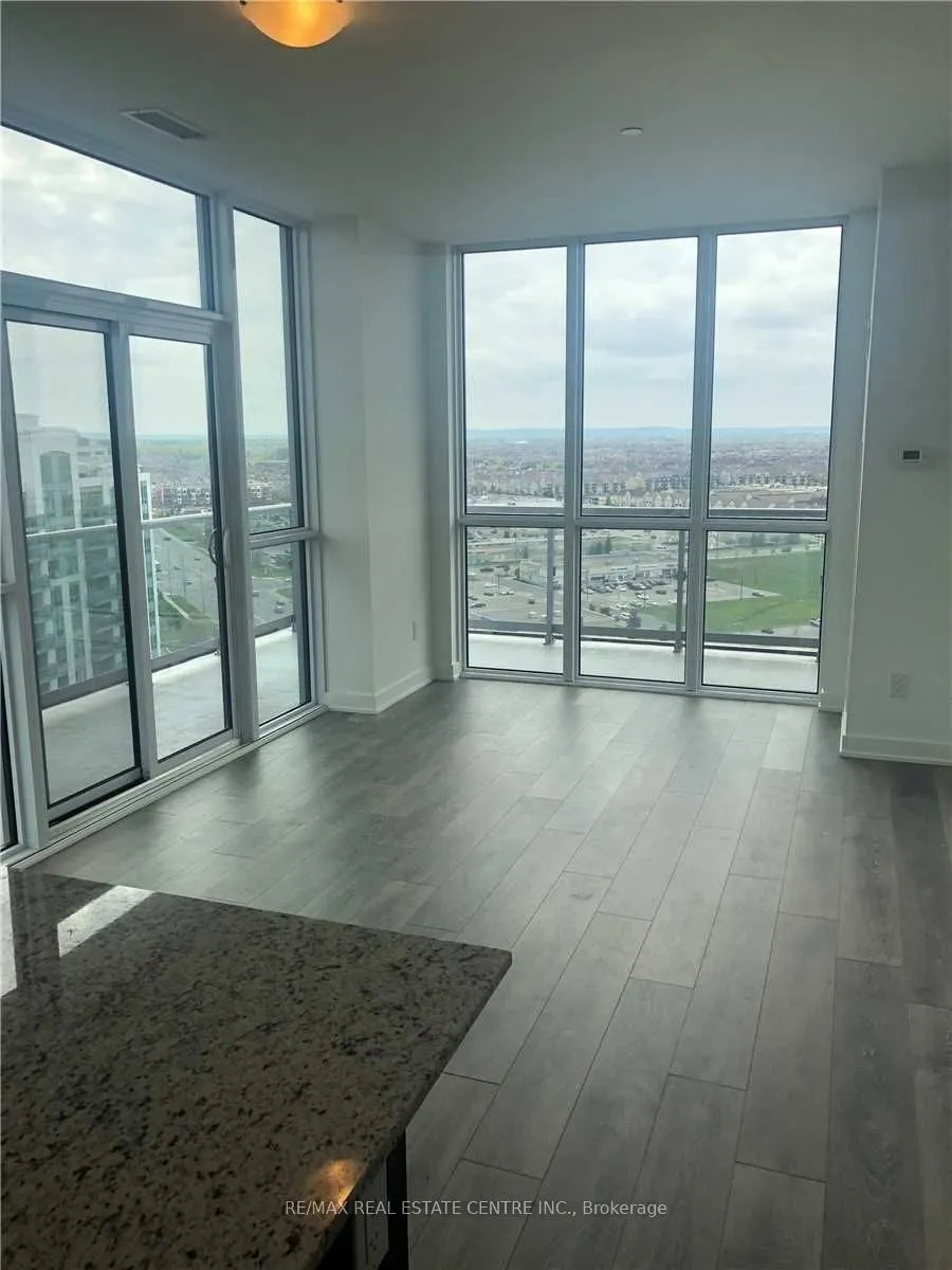 4633 Glen Erin Drive, #Ph09