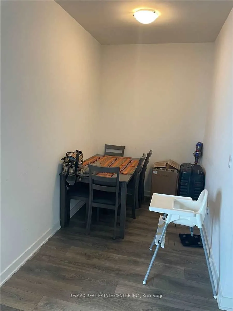 4633 Glen Erin Drive, #Ph09