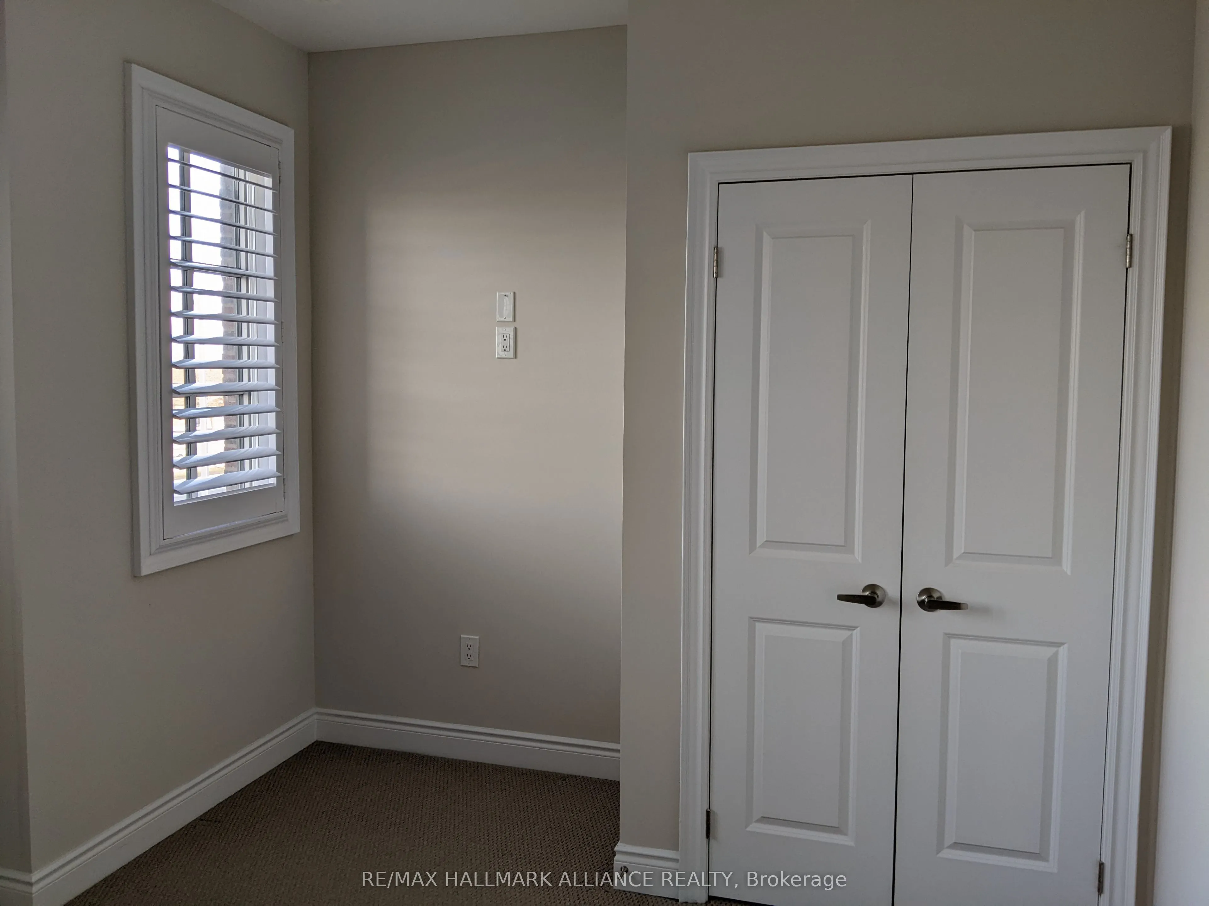 2184 Trafalgar Road, #27