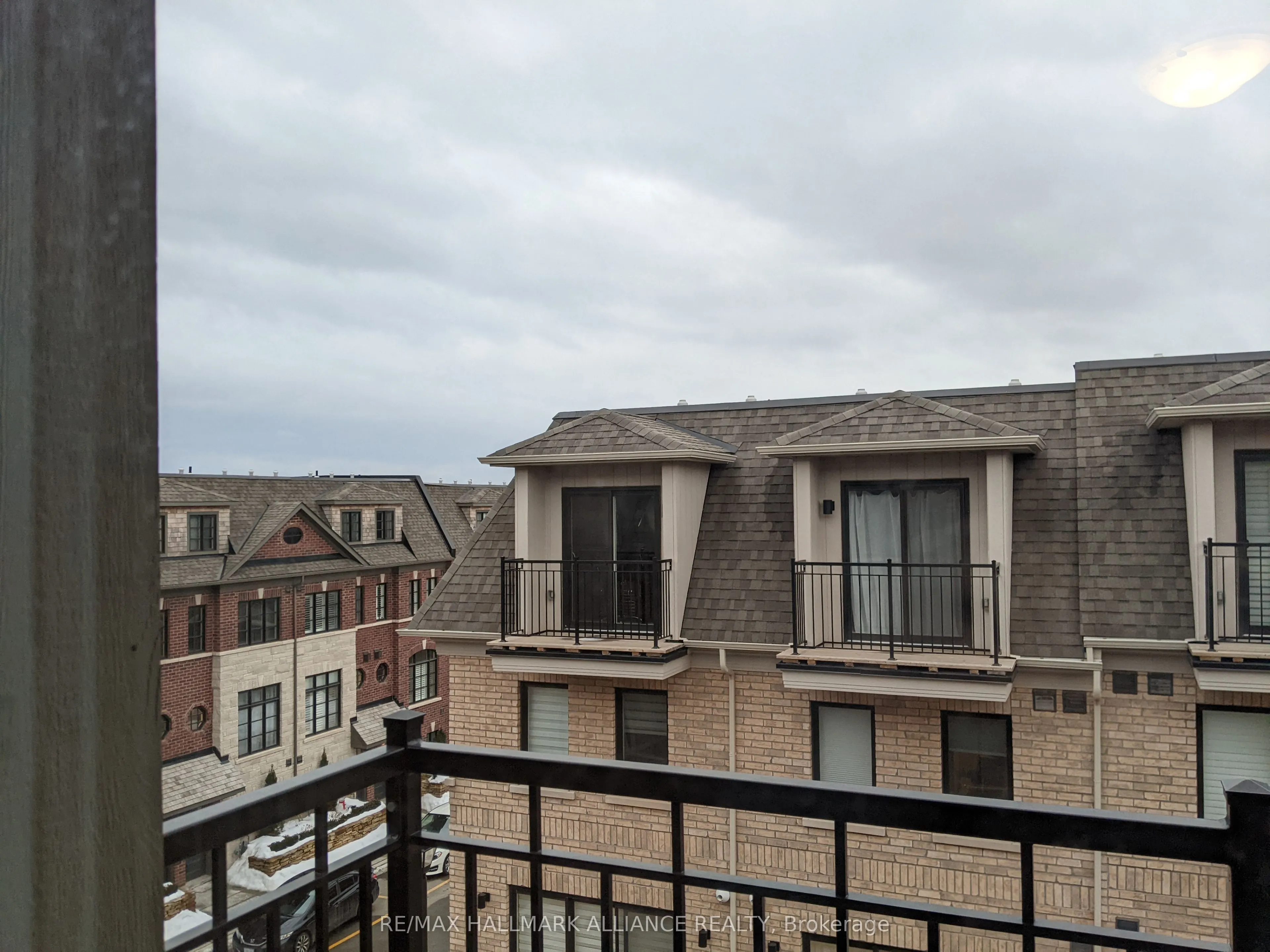 2184 Trafalgar Road, #27