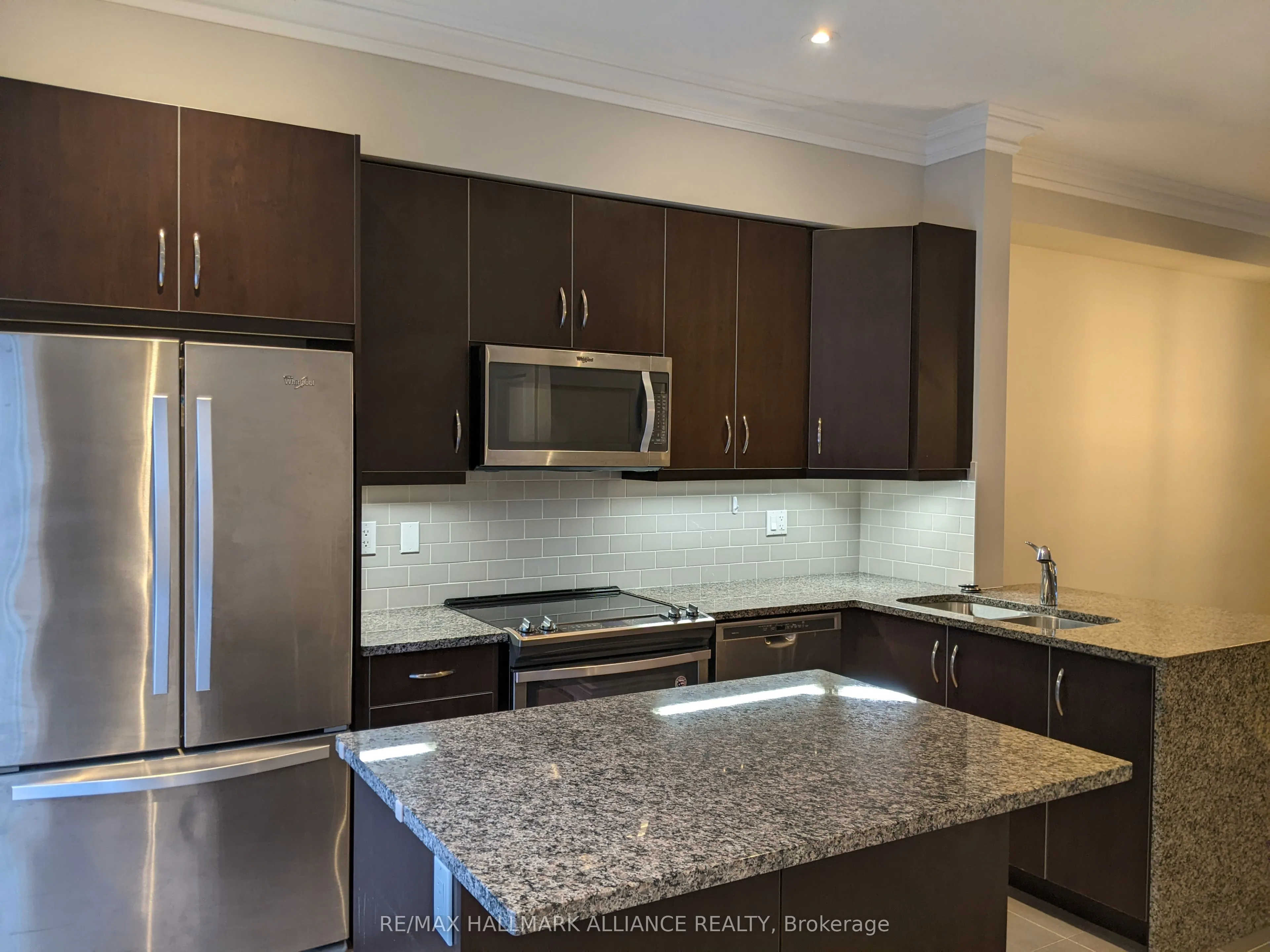 2184 Trafalgar Road, #27