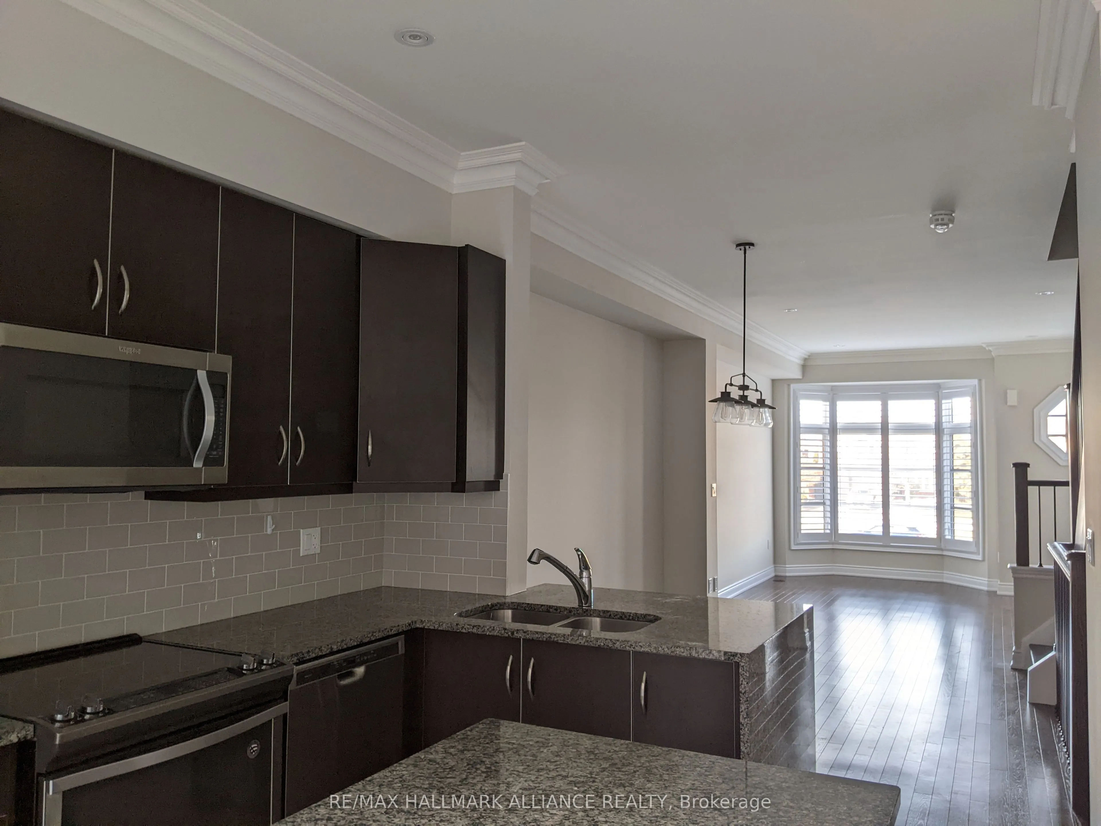 2184 Trafalgar Road, #27