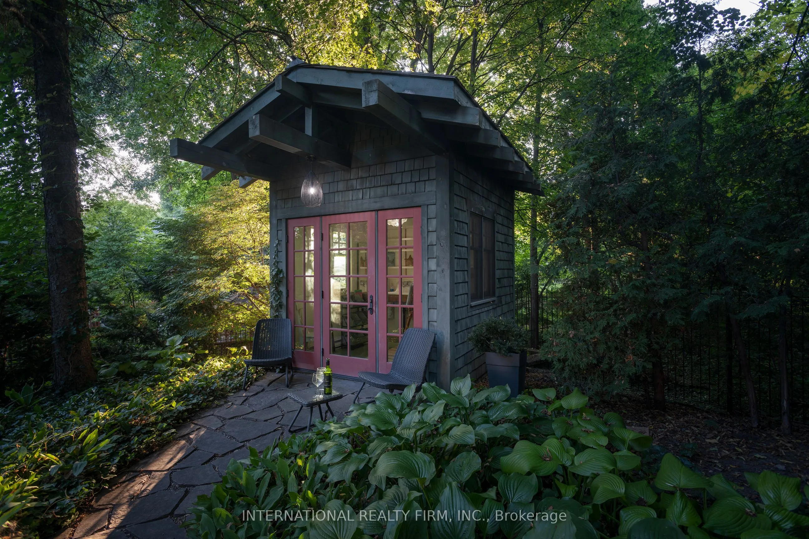 270 Indian Road