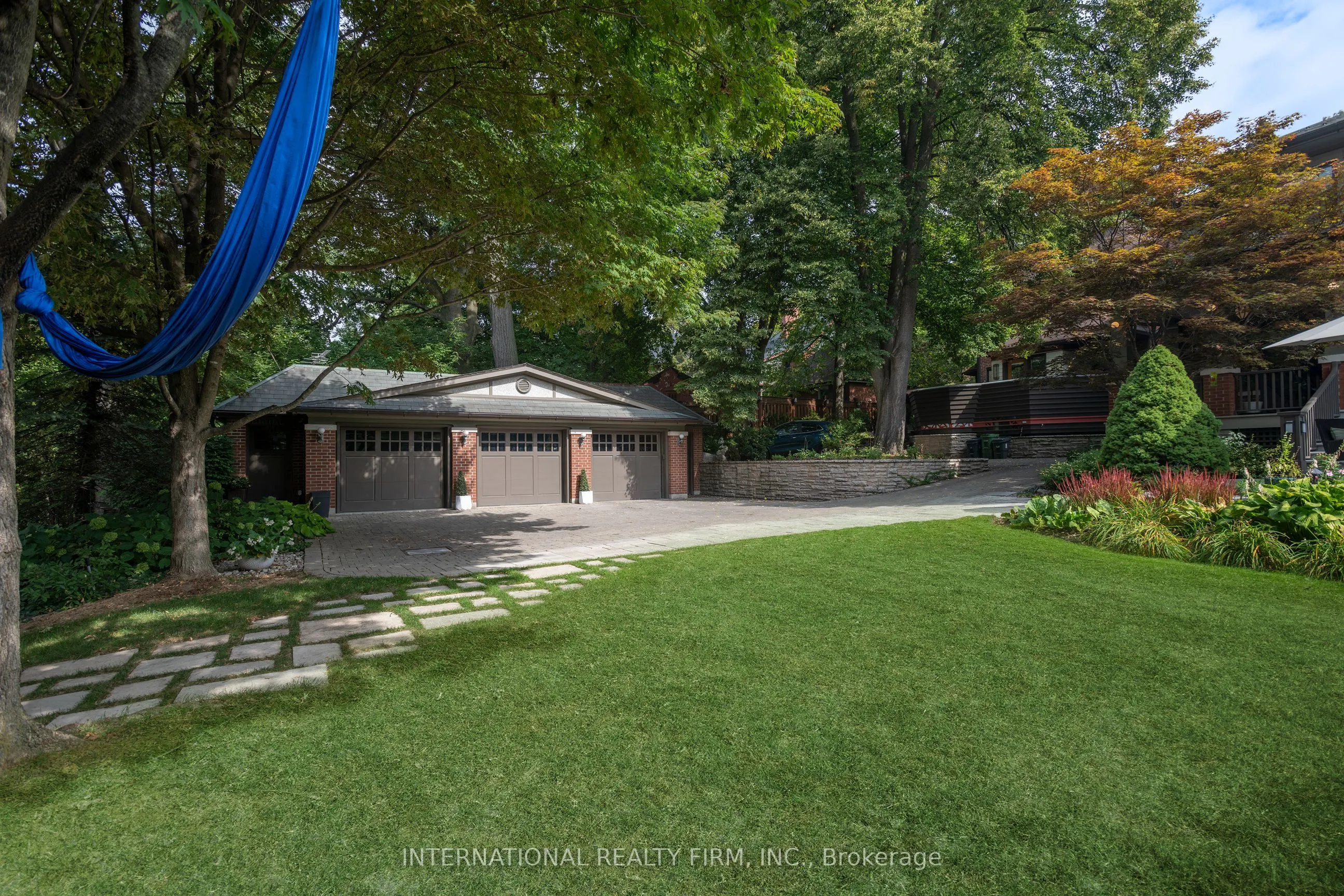 270 Indian Road