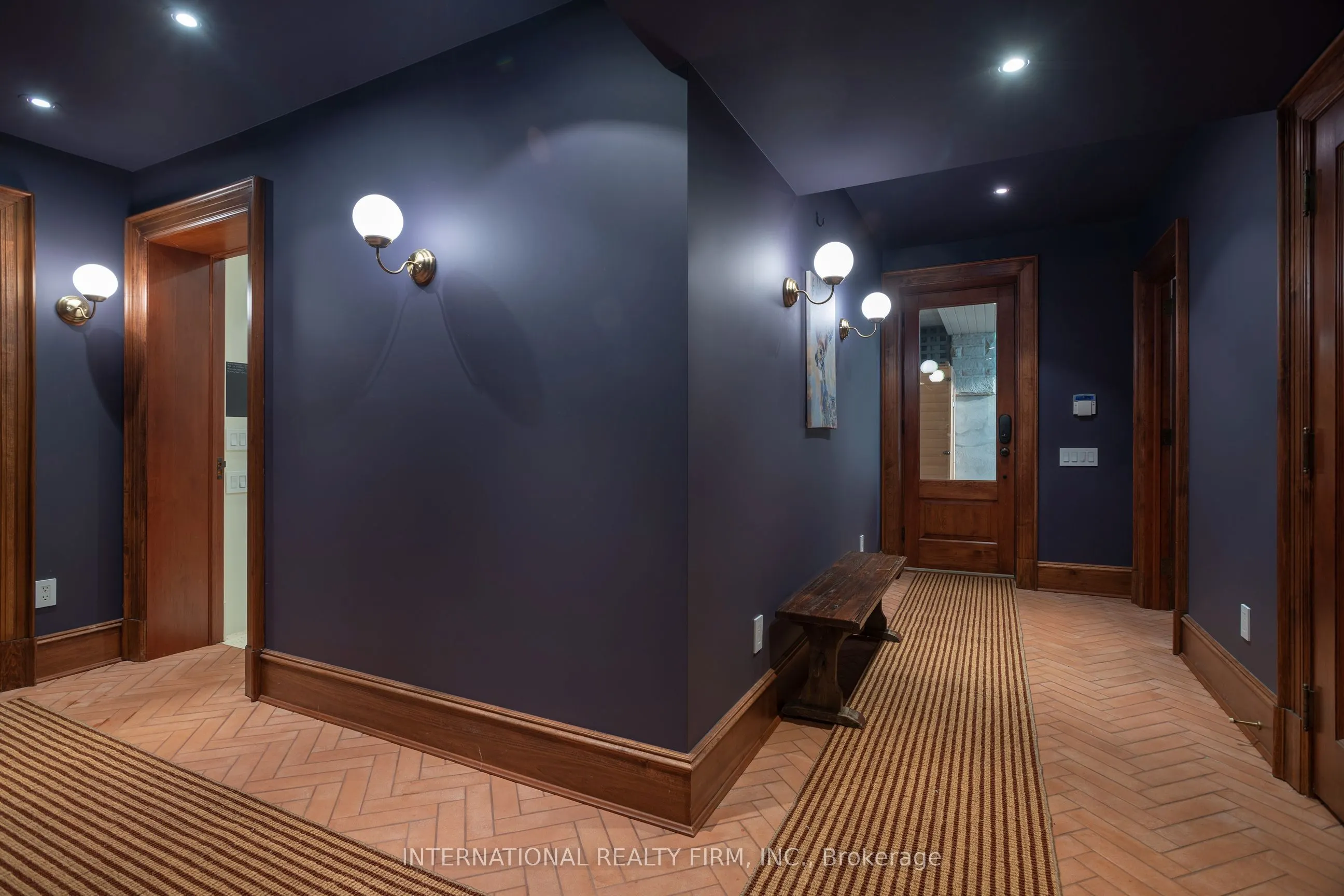 270 Indian Road
