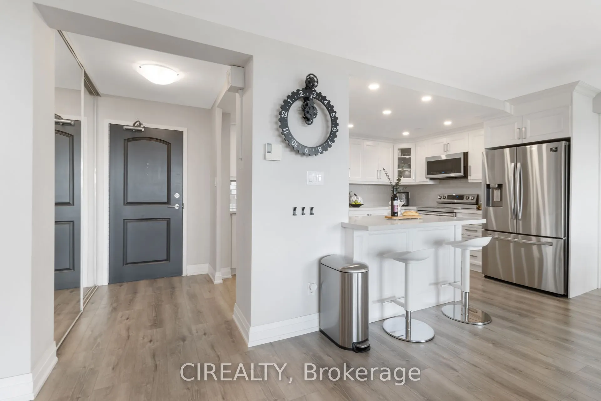 511 The West Mall, #709