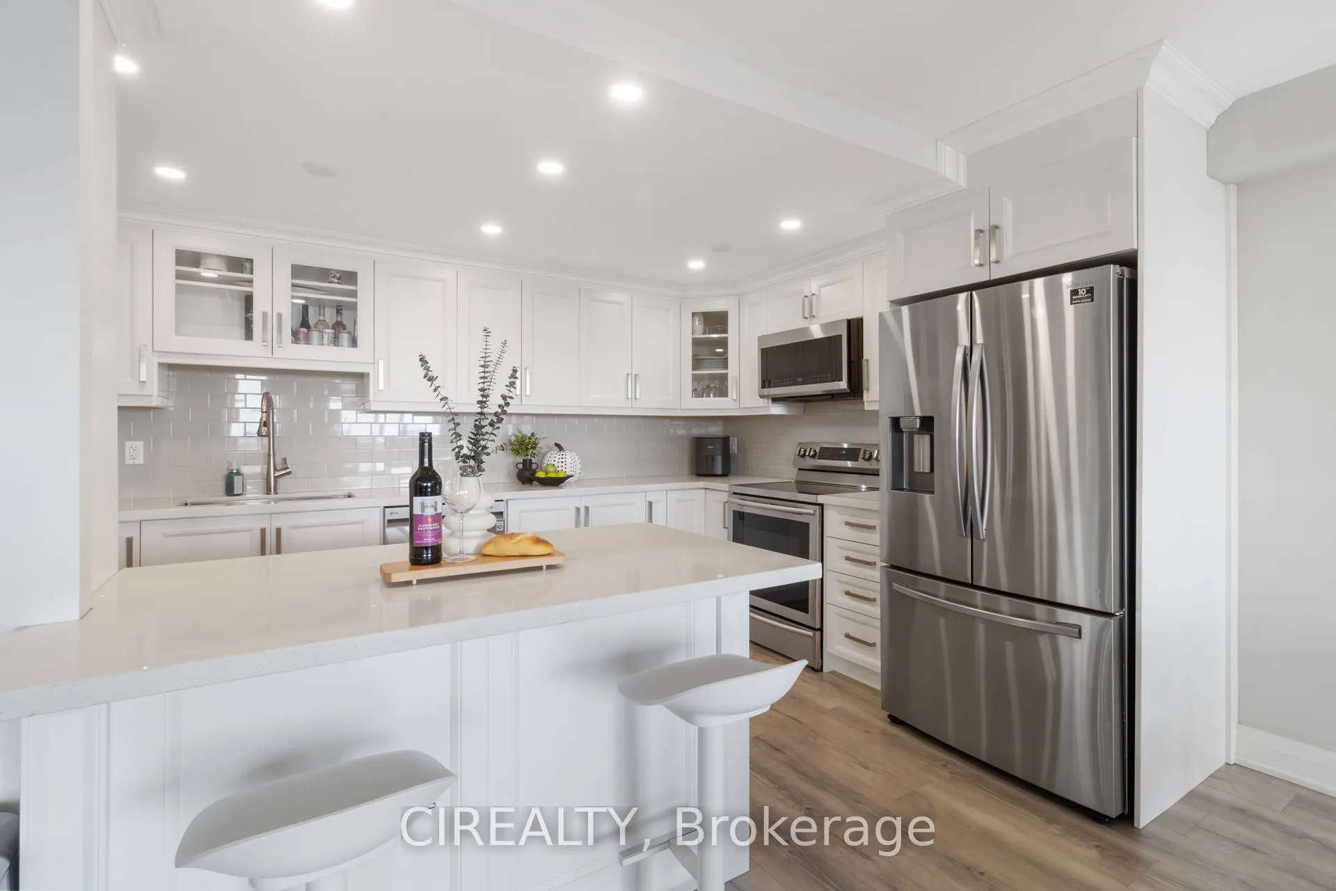 511 The West Mall, #709