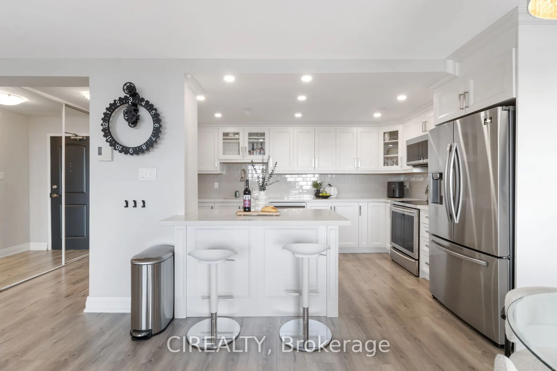 511 The West Mall, #709