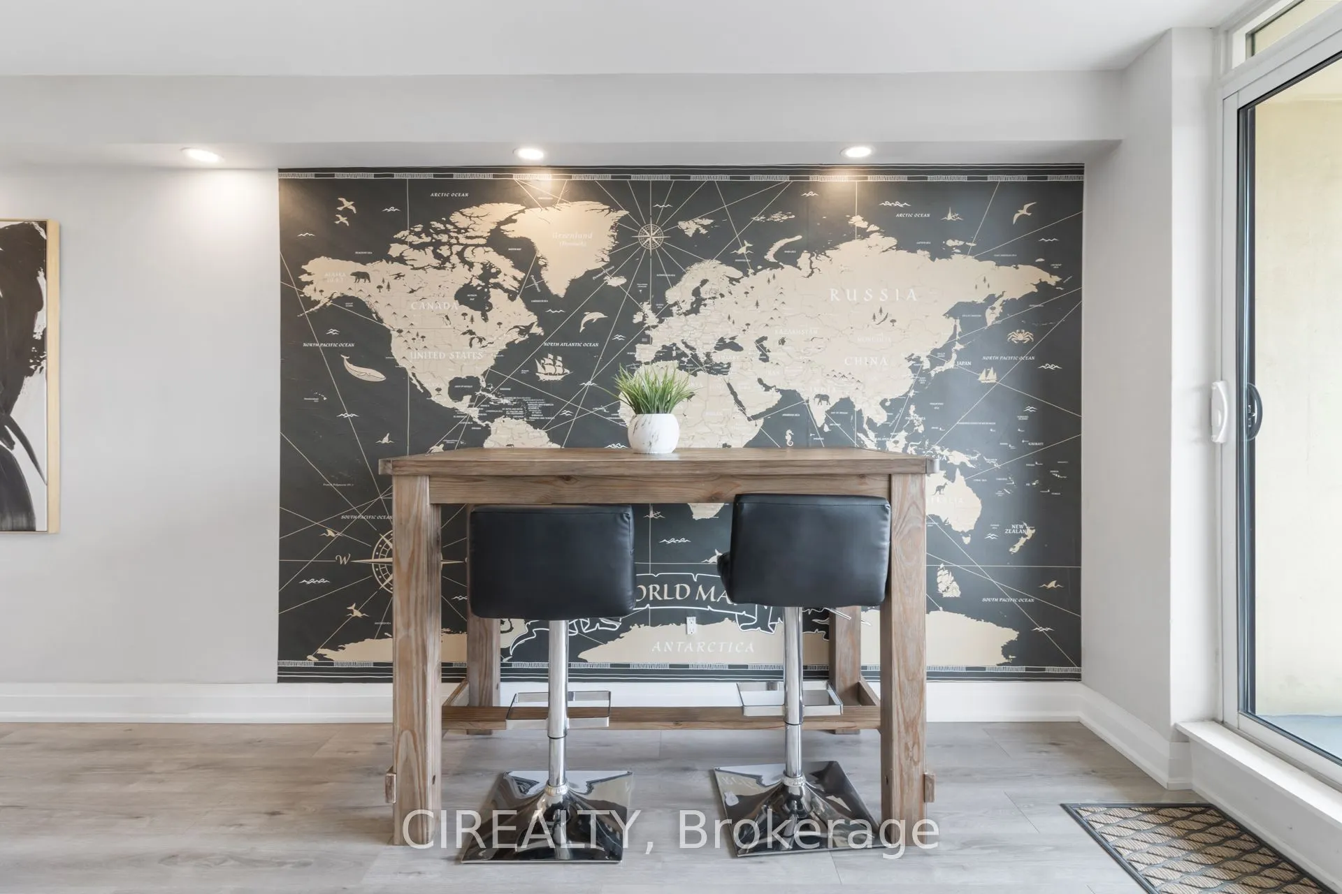 511 The West Mall, #709