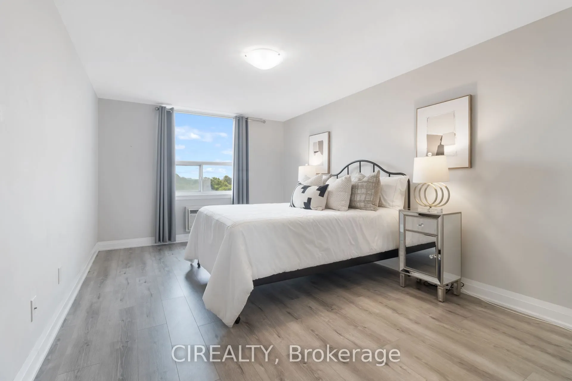 511 The West Mall, #709