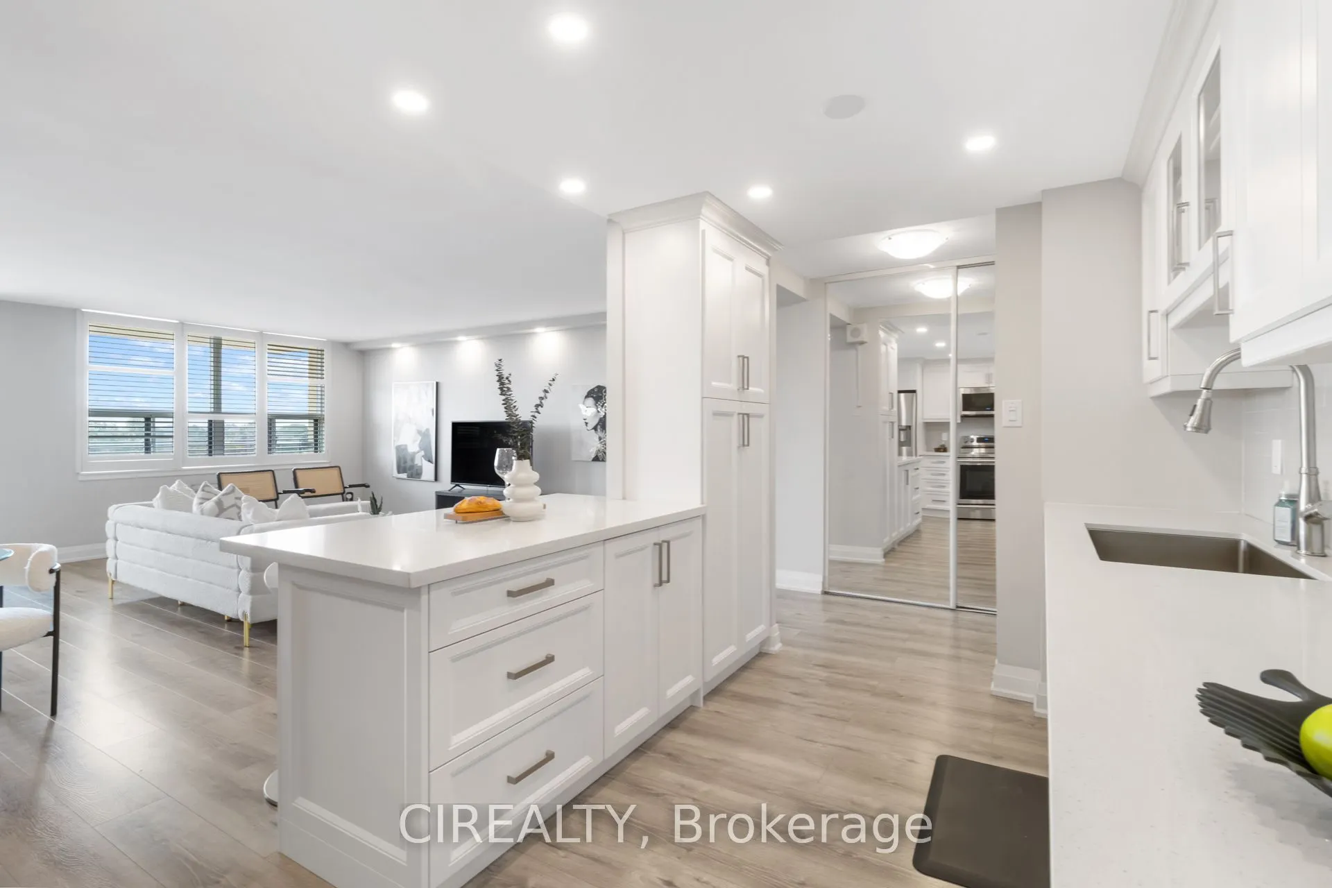 511 The West Mall, #709