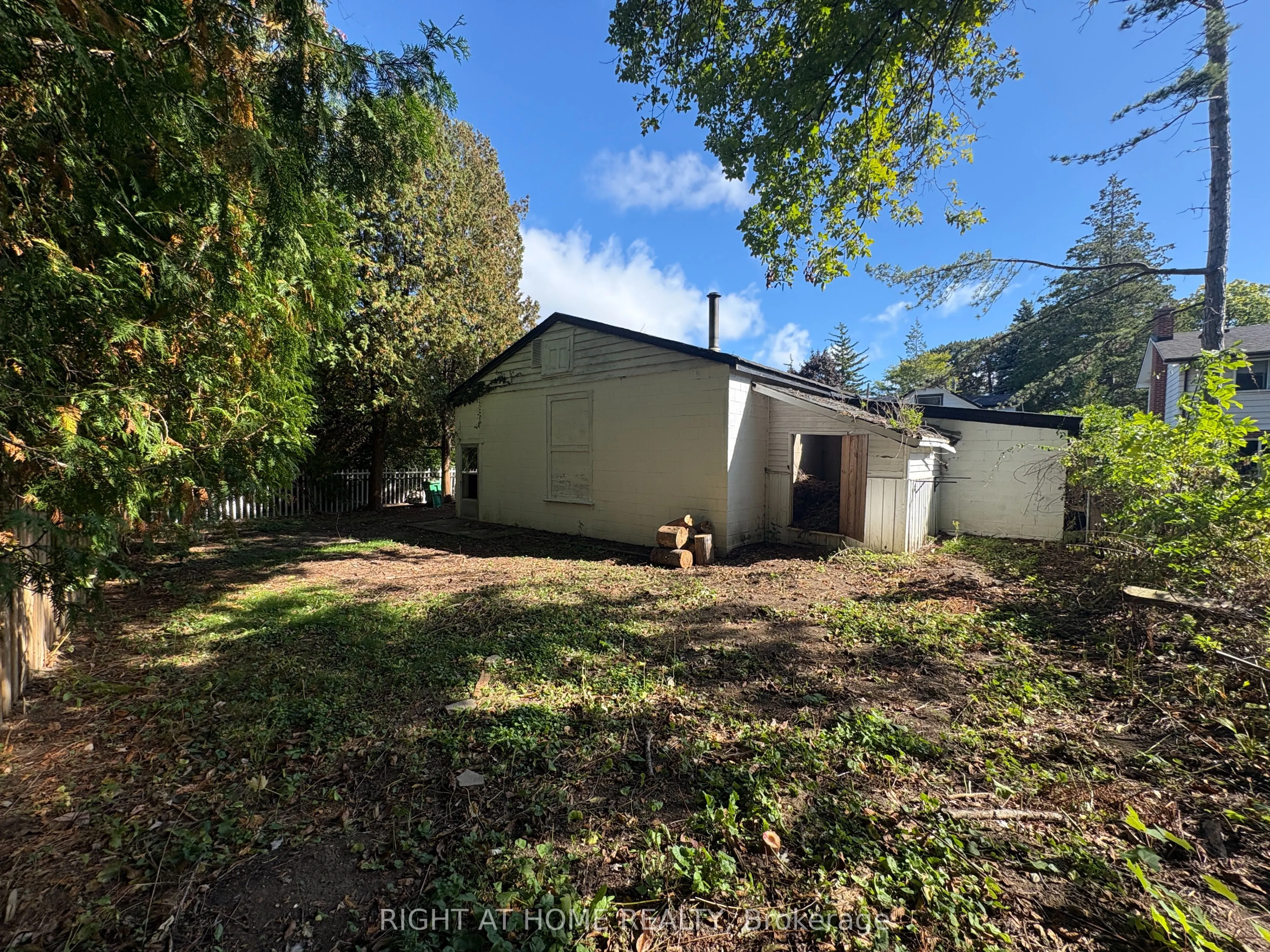 779 Indian Road, #Garage