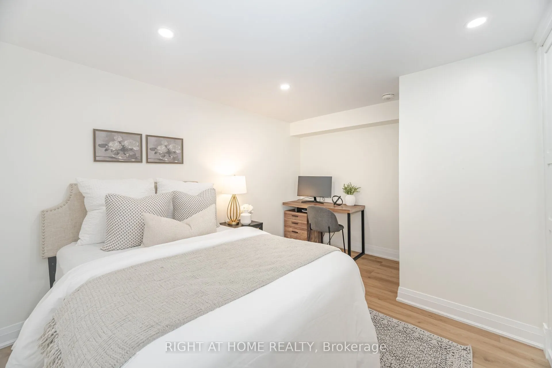 28 Forty First Street