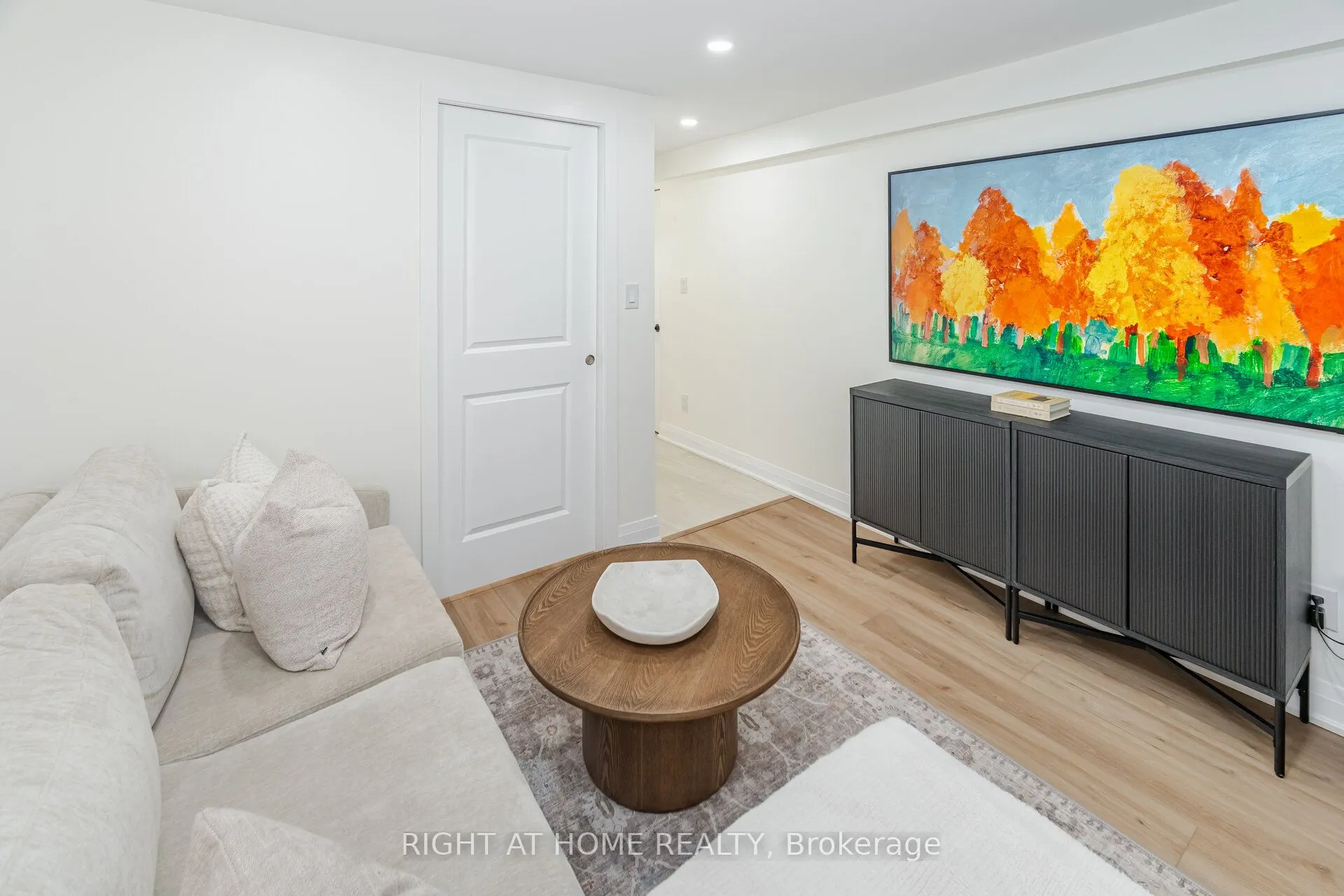 28 Forty First Street