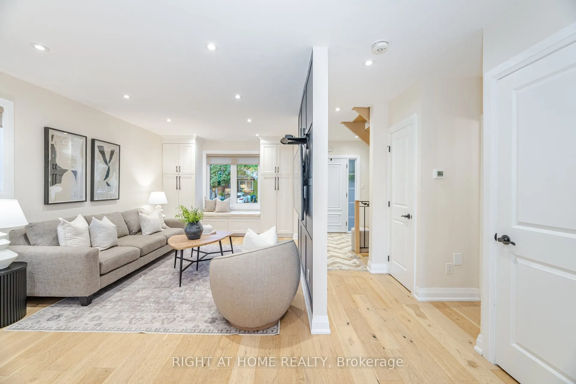 28 Forty First Street