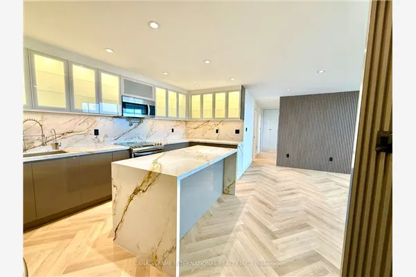 330 Dixon Road, #ph04