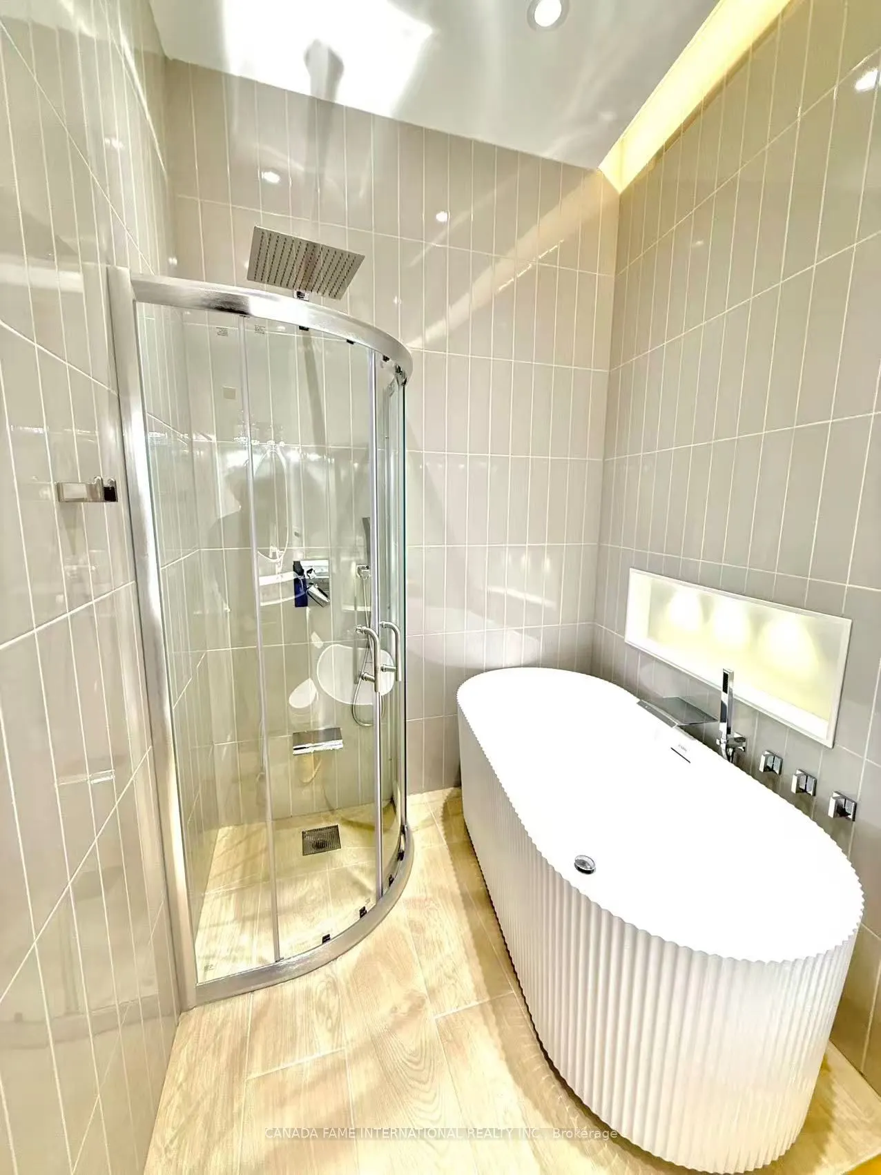 330 Dixon Road, #ph04