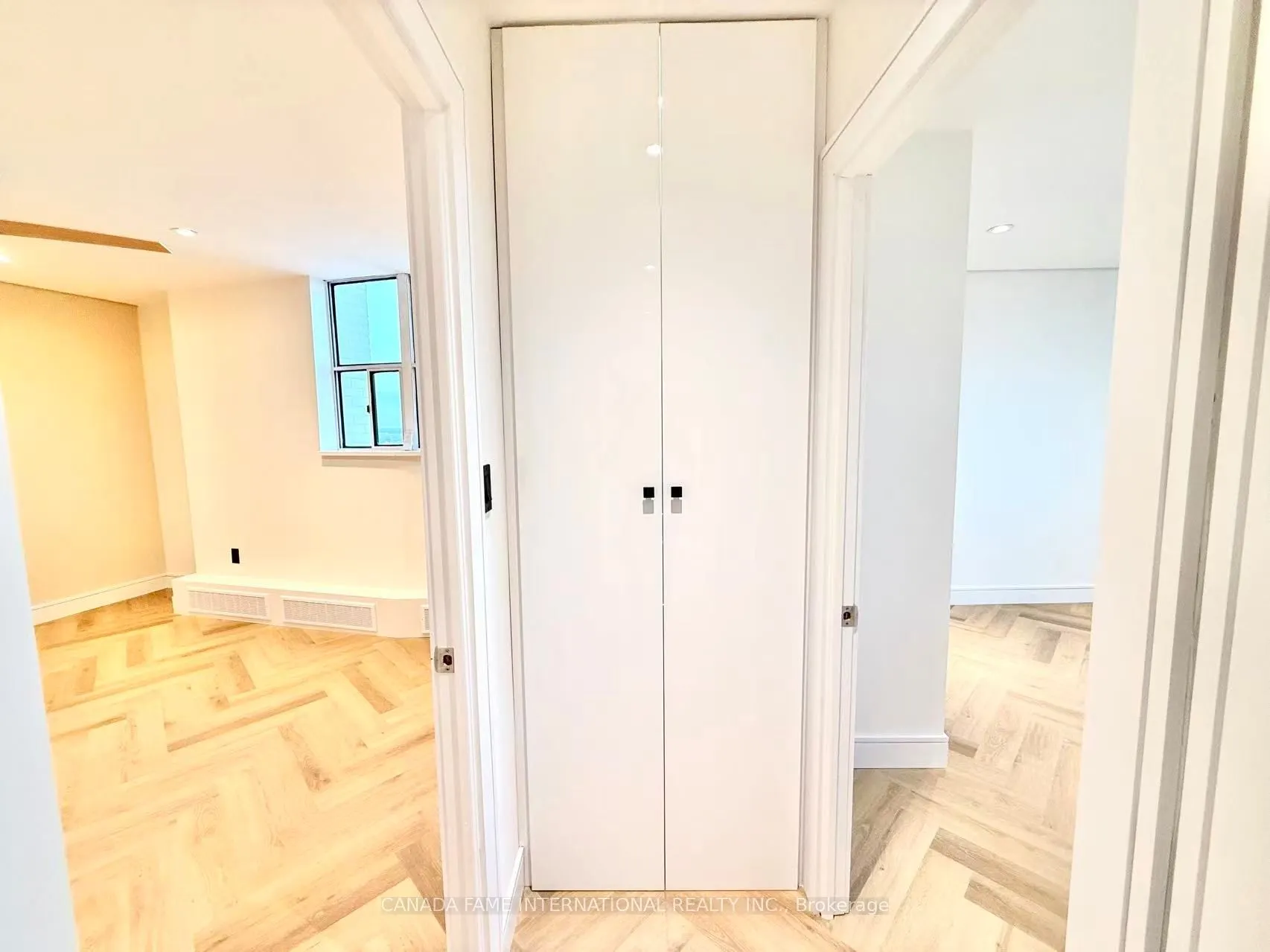 330 Dixon Road, #ph04