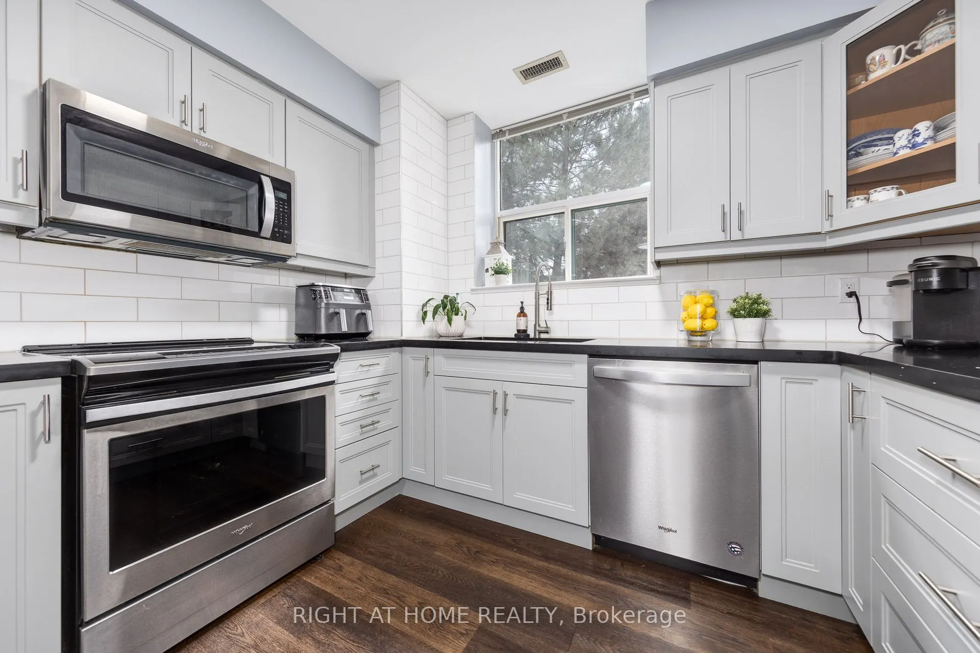 1276 Maple Crossing Boulevard, #111