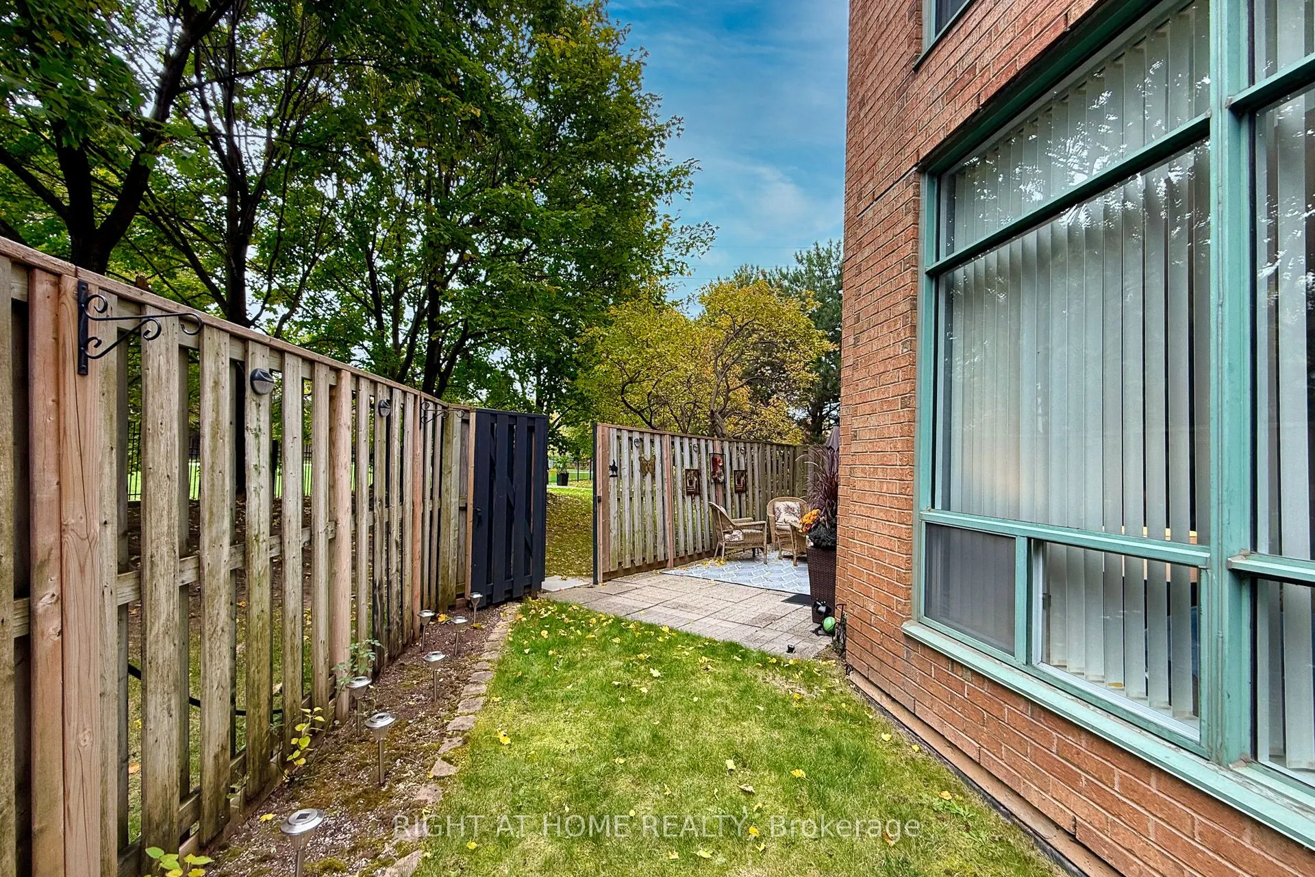 1276 Maple Crossing Boulevard, #111