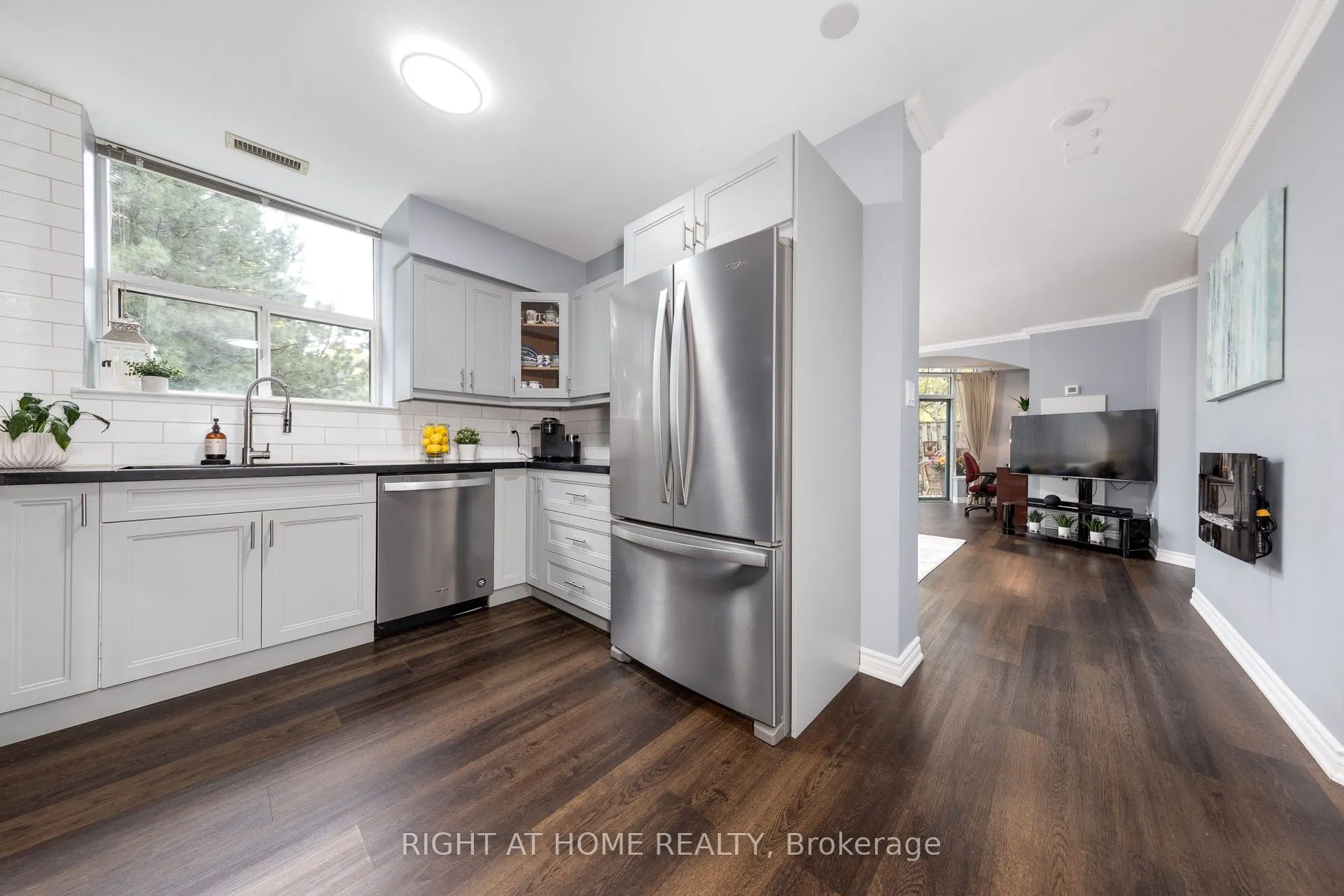 1276 Maple Crossing Boulevard, #111