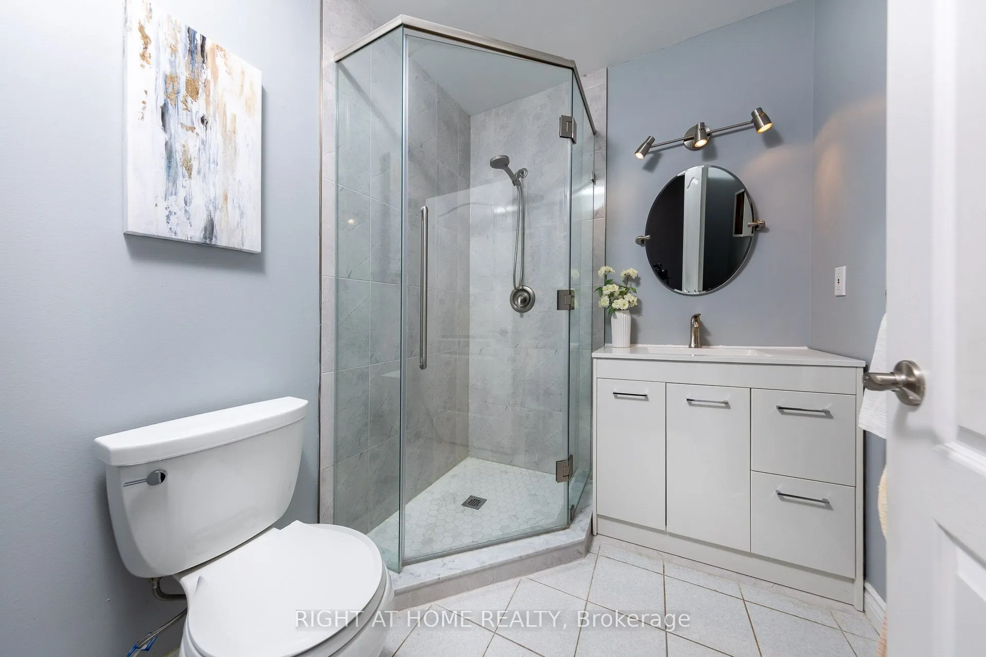 1276 Maple Crossing Boulevard, #111