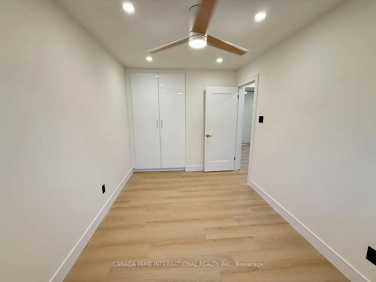 16 Rexdale Boulevard, #52