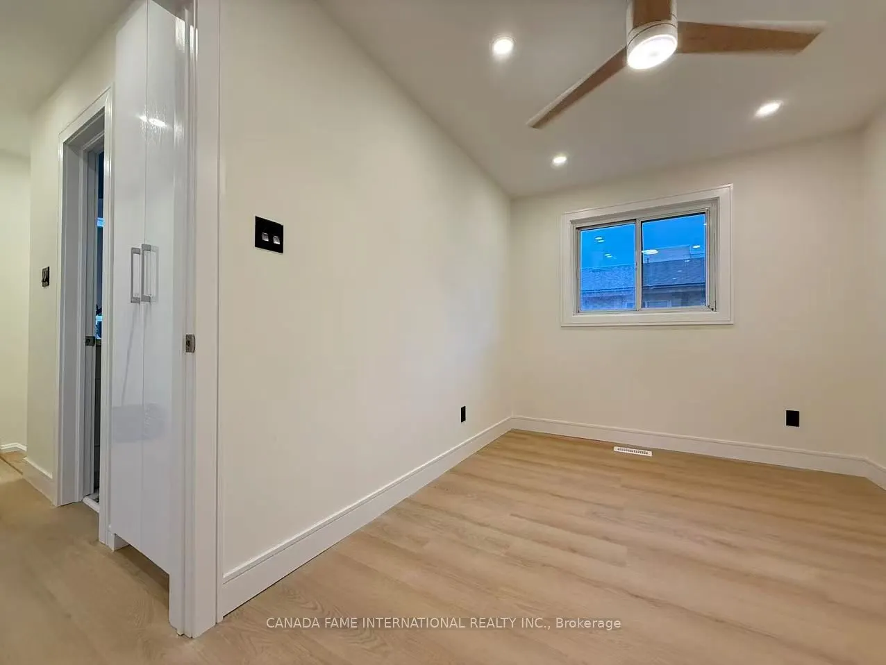 16 Rexdale Boulevard, #52