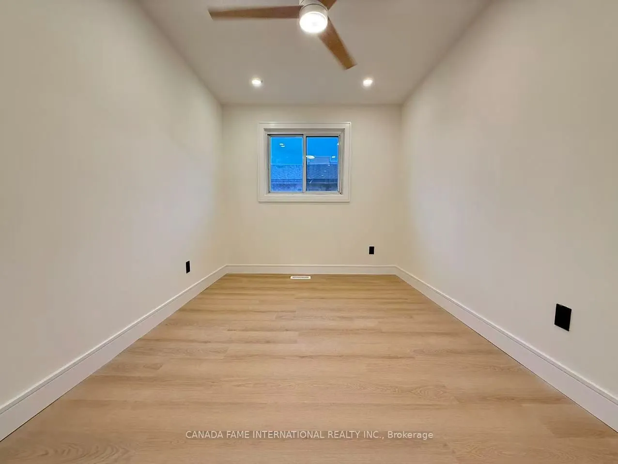 16 Rexdale Boulevard, #52