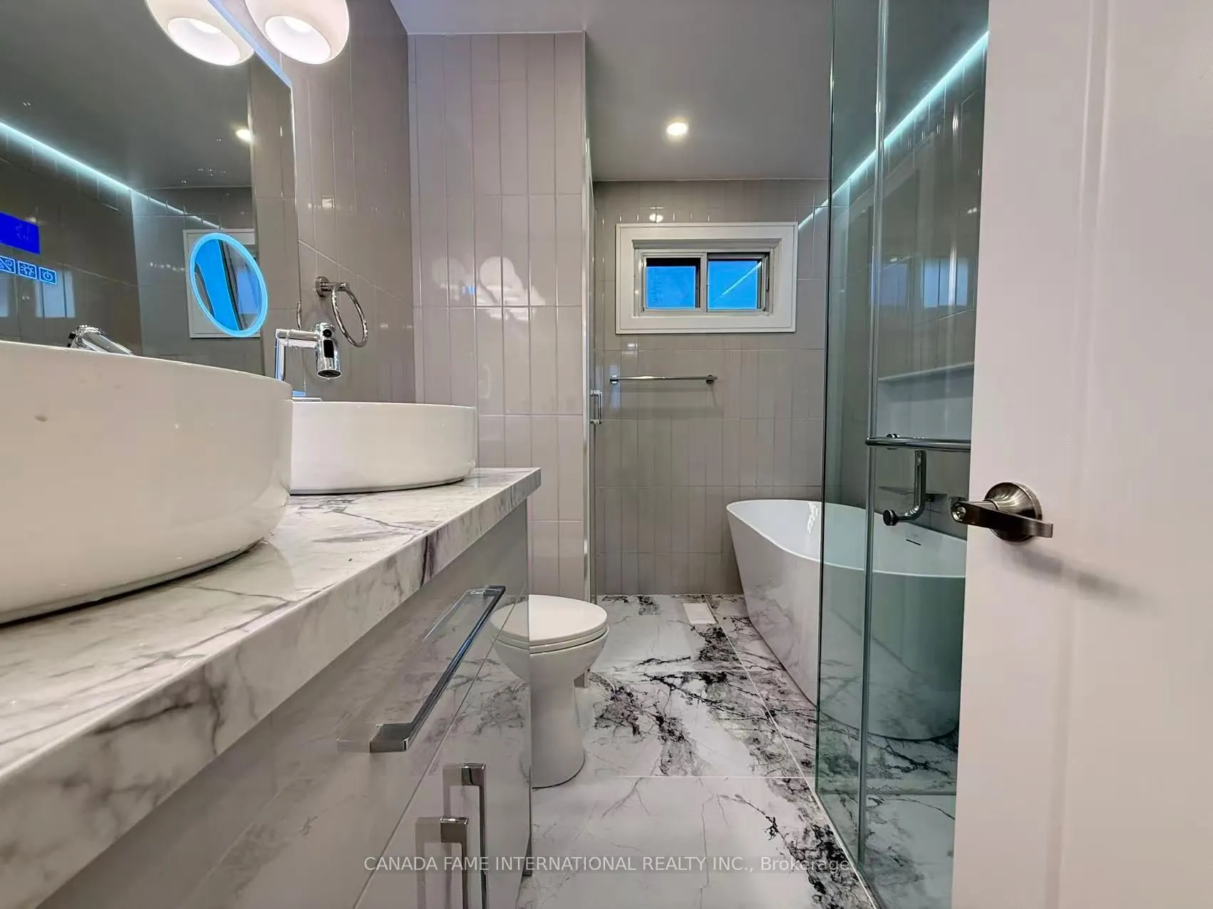 16 Rexdale Boulevard, #52