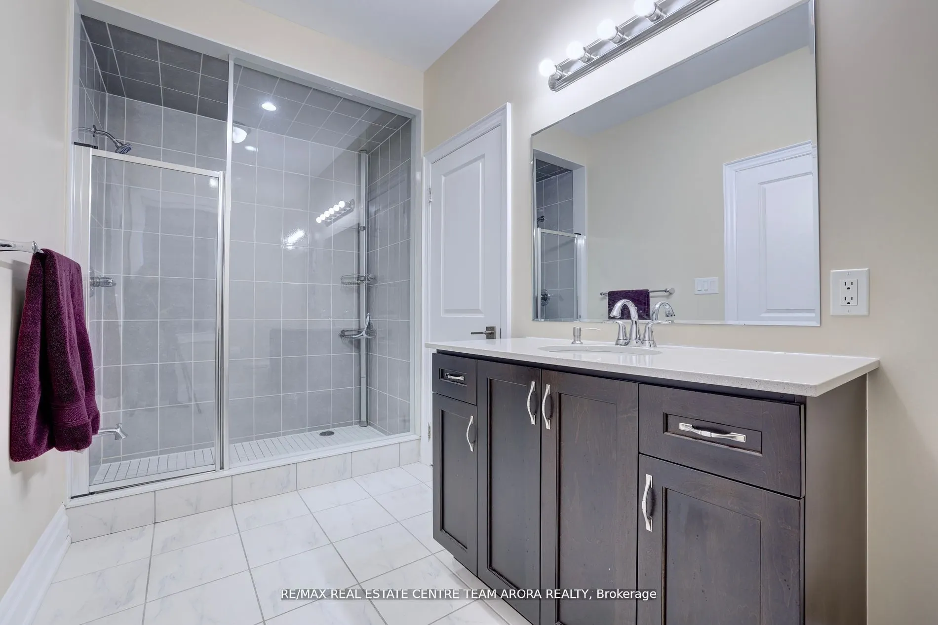 5 Walkercleave Drive