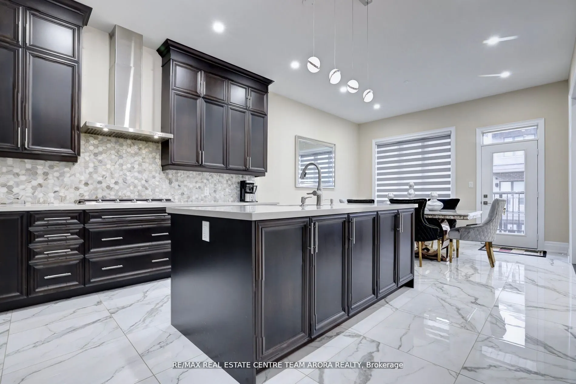 5 Walkercleave Drive