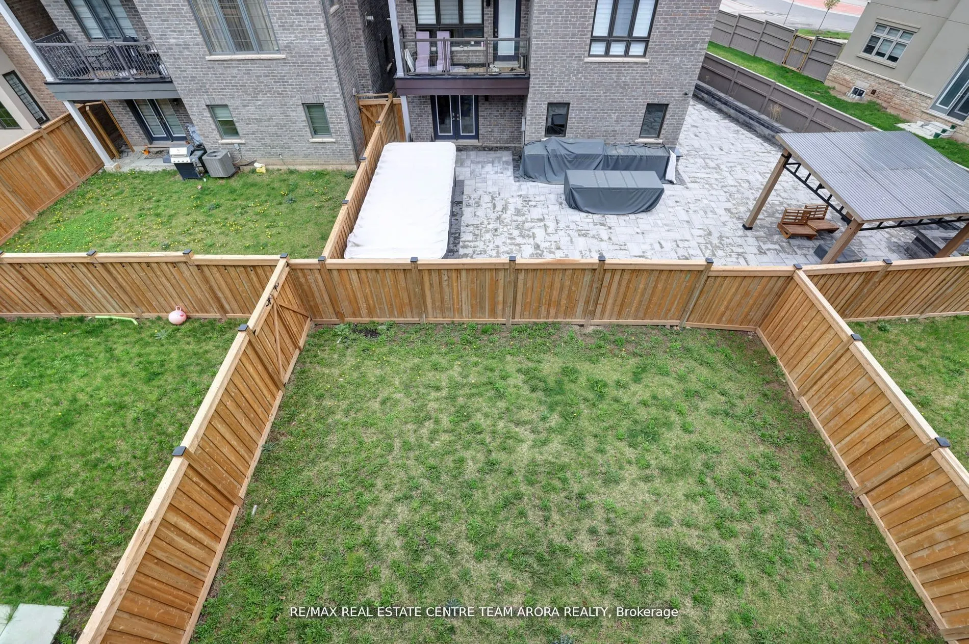 5 Walkercleave Drive