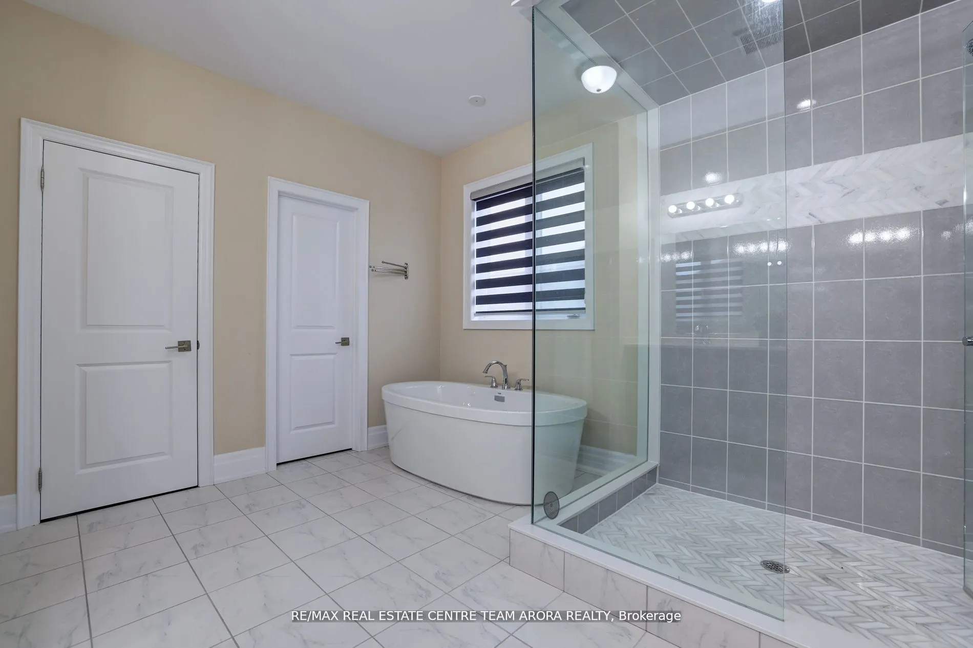 5 Walkercleave Drive