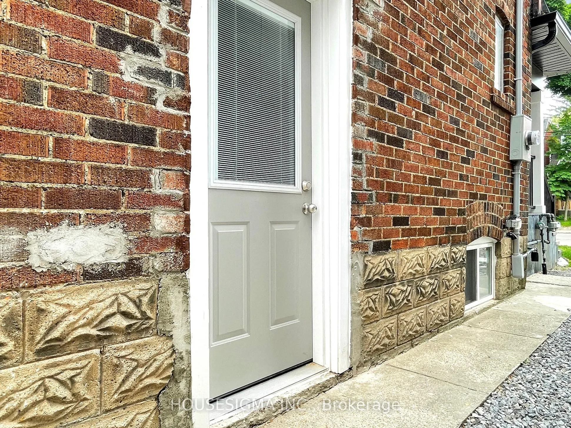 243 Windermere Avenue, #Lower