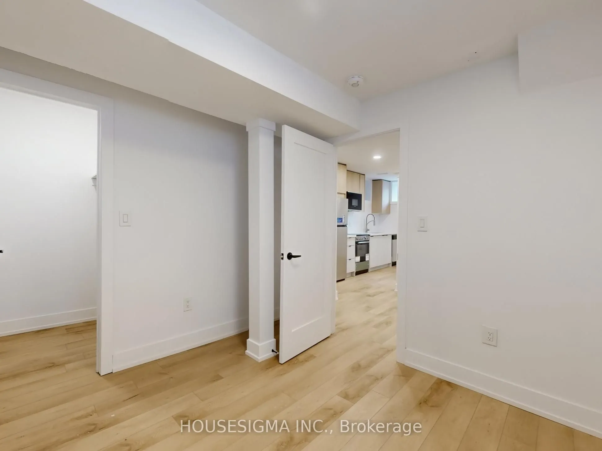 243 Windermere Avenue, #Lower