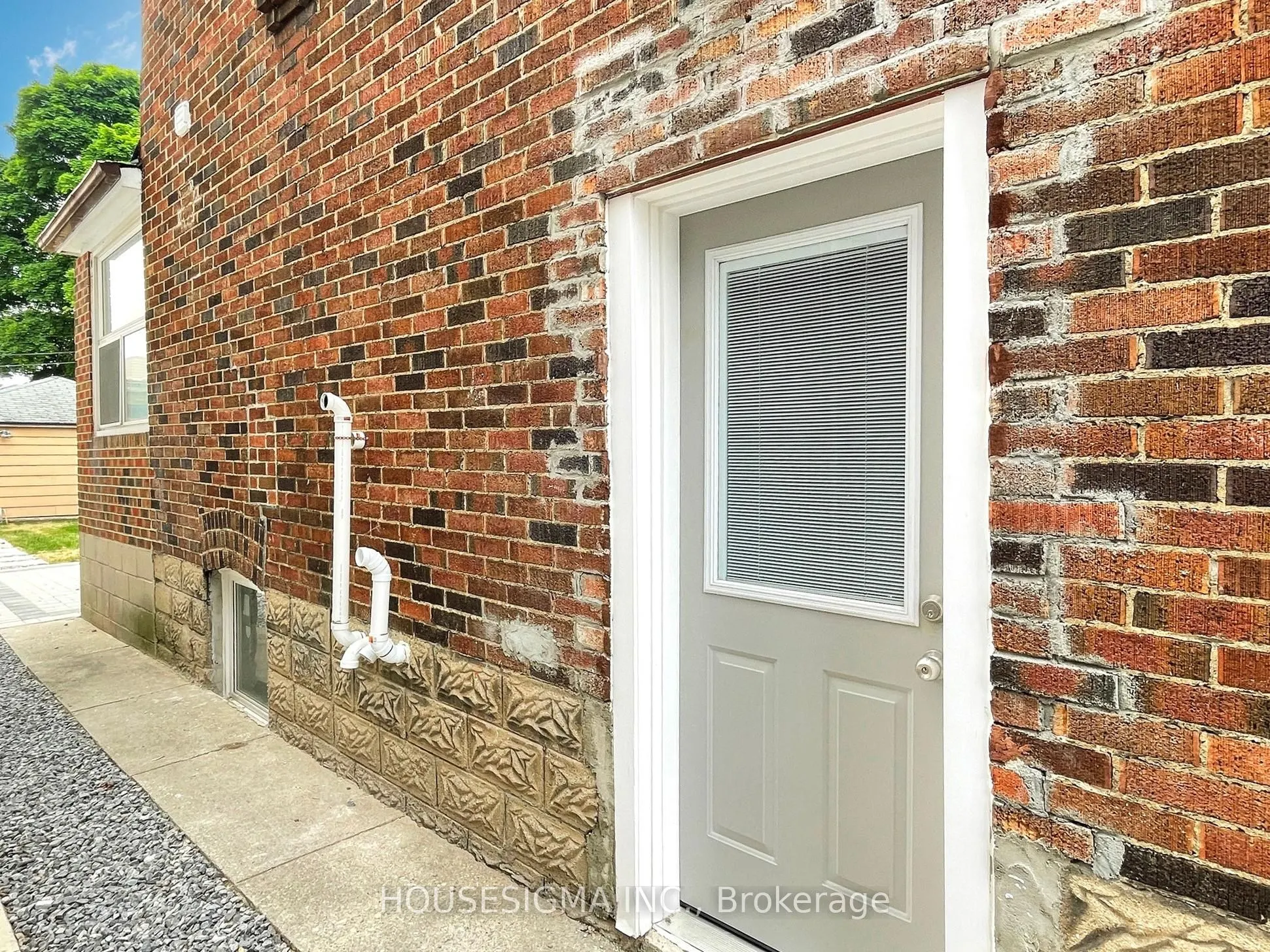 243 Windermere Avenue, #Lower