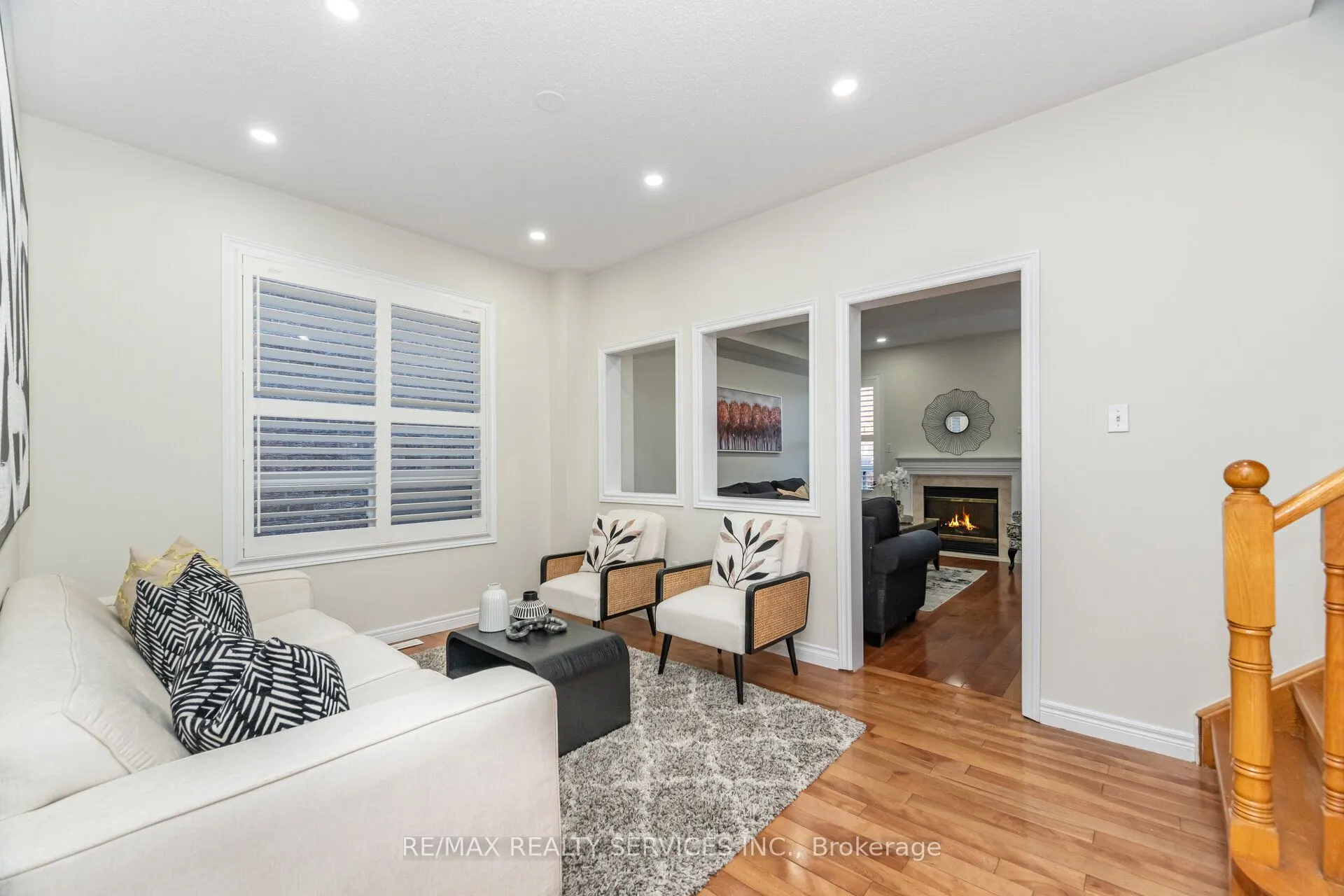 7 Blue Diamond Drive