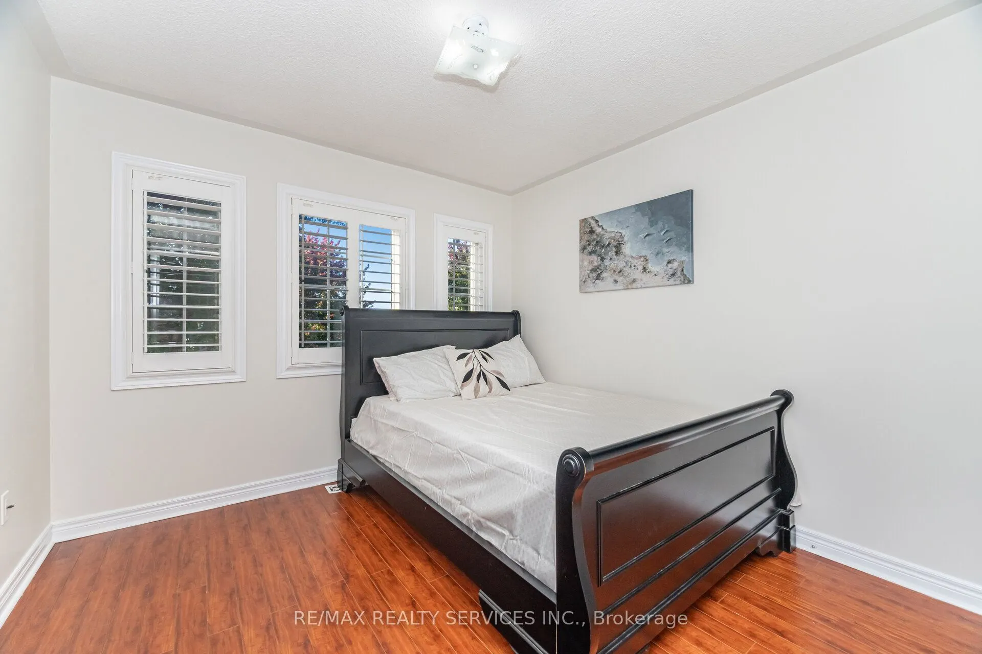 7 Blue Diamond Drive