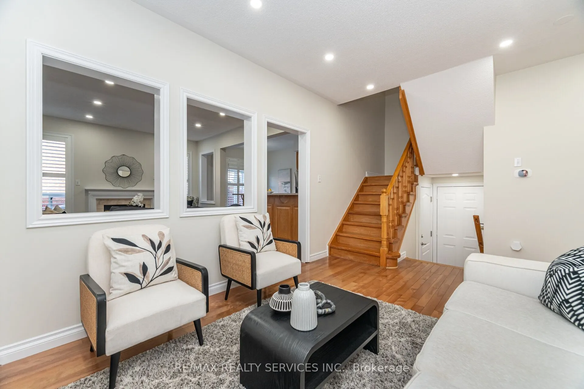 7 Blue Diamond Drive