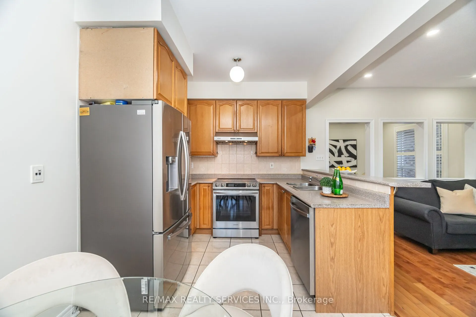 7 Blue Diamond Drive