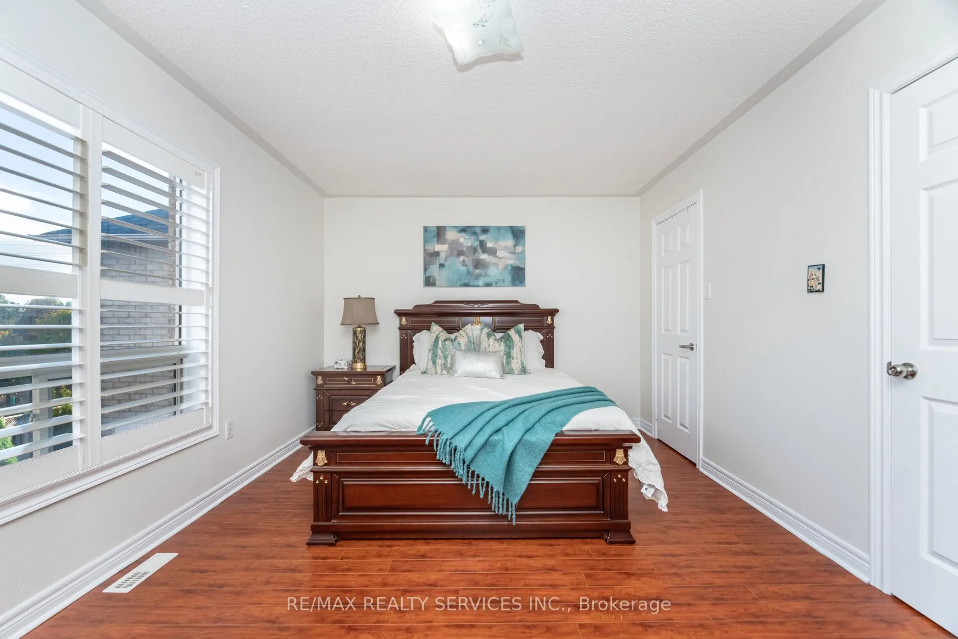 7 Blue Diamond Drive