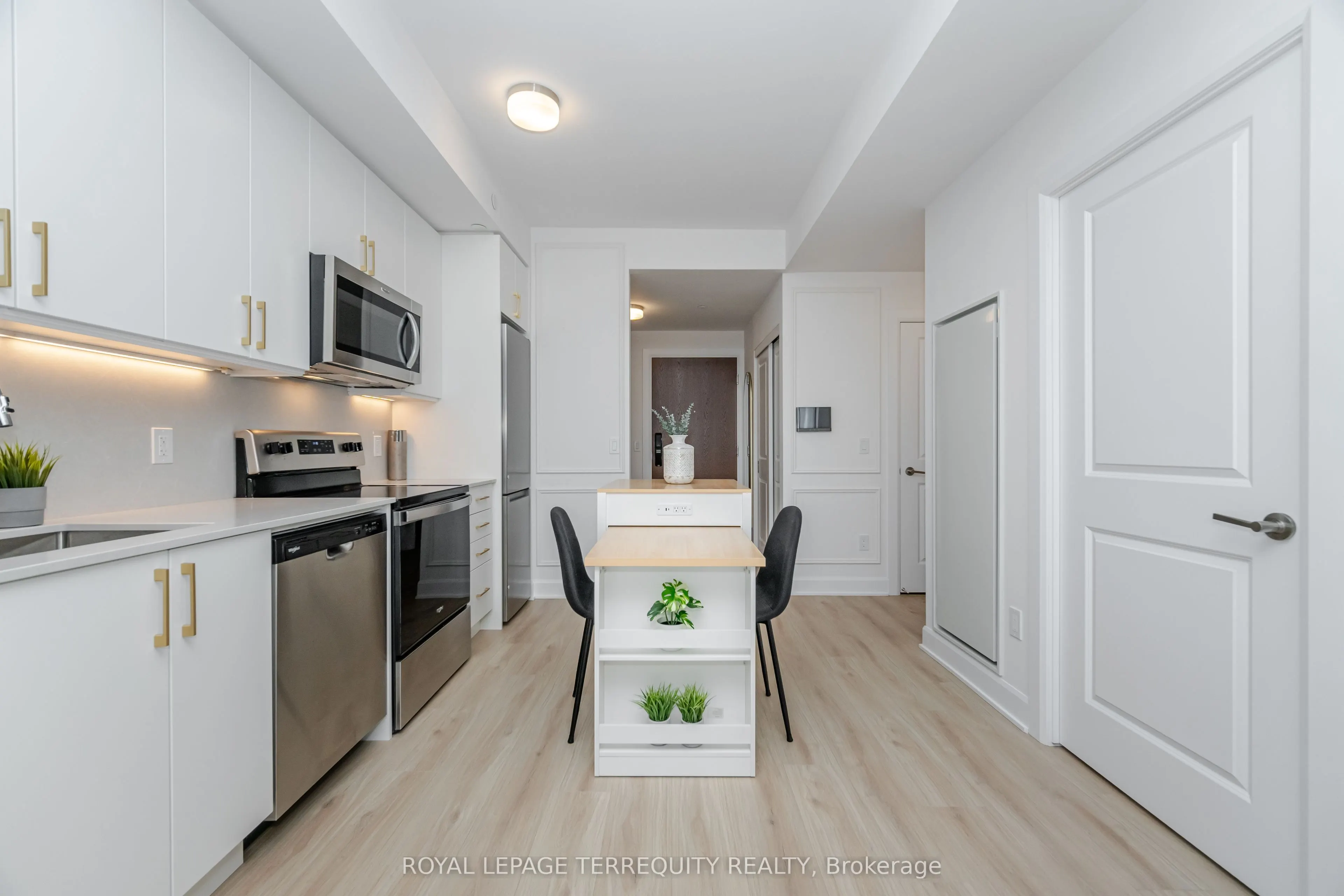 3240 William Coltson Avenue, #515